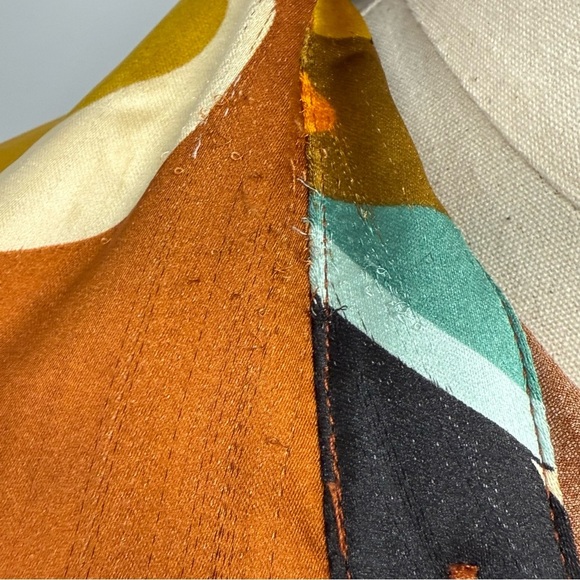 NWT House Of Harlow 1960 X Revolve Satin Blouse M Retro Funky Psychedelic *flaw - Picture 4 of 9